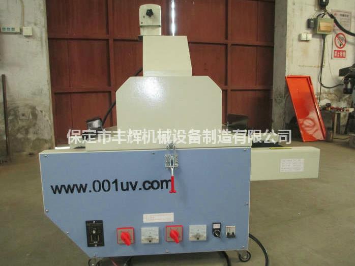 桌面uv機體積輕便，移動方便